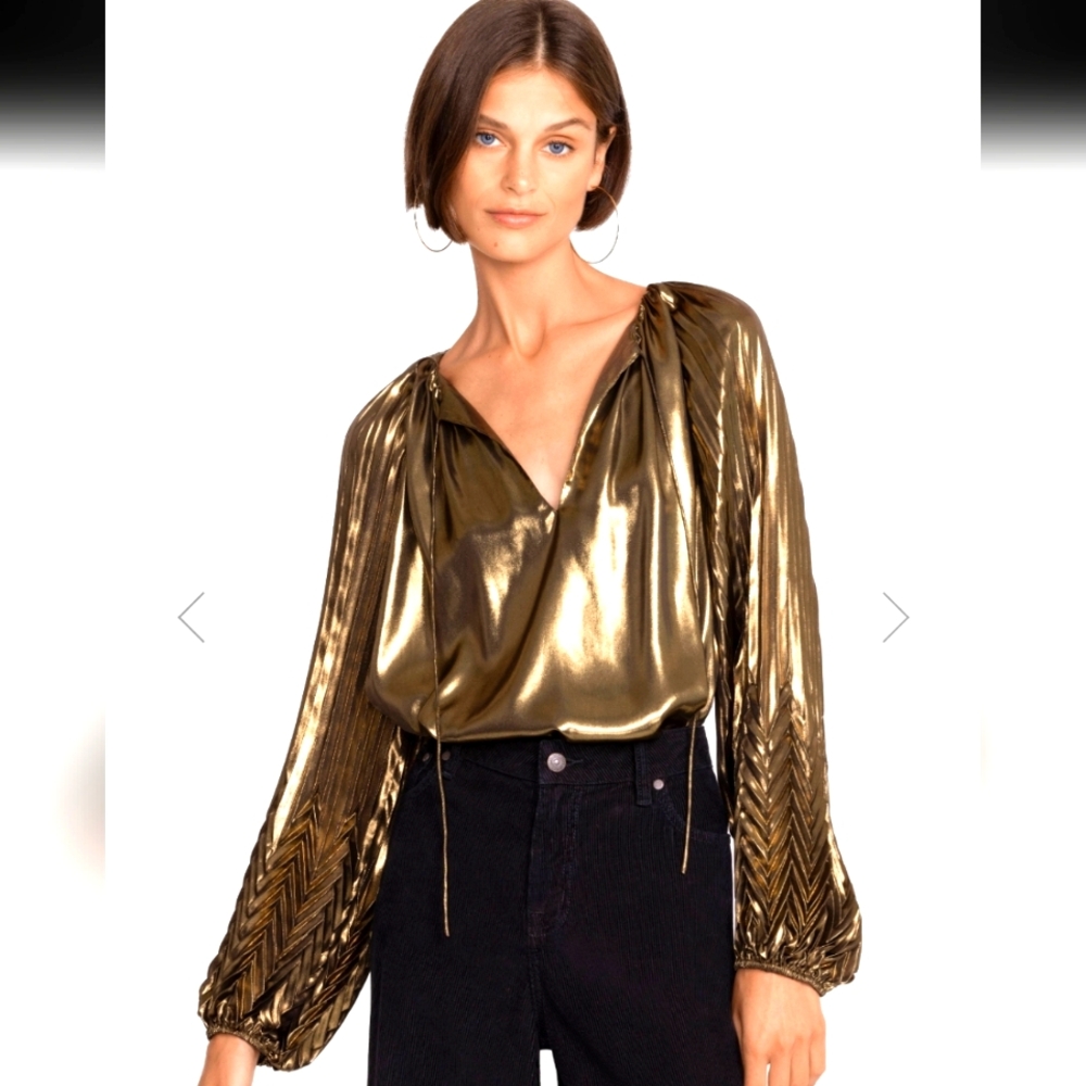 JOHNNY WAS Golden Gem Metallic Gold Pleated Blouse. Size Small
